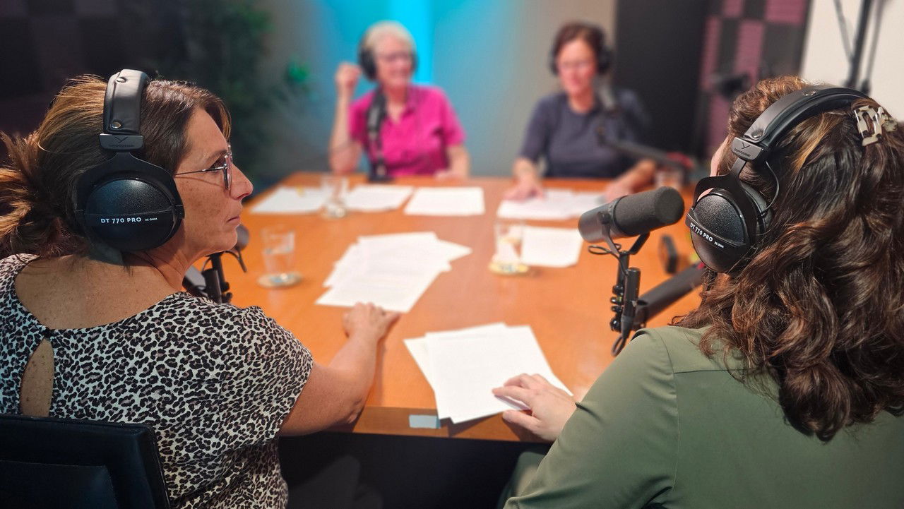 Tot de bodem podcast door Portretmakers Tot de bodem podcast door Portretmakers