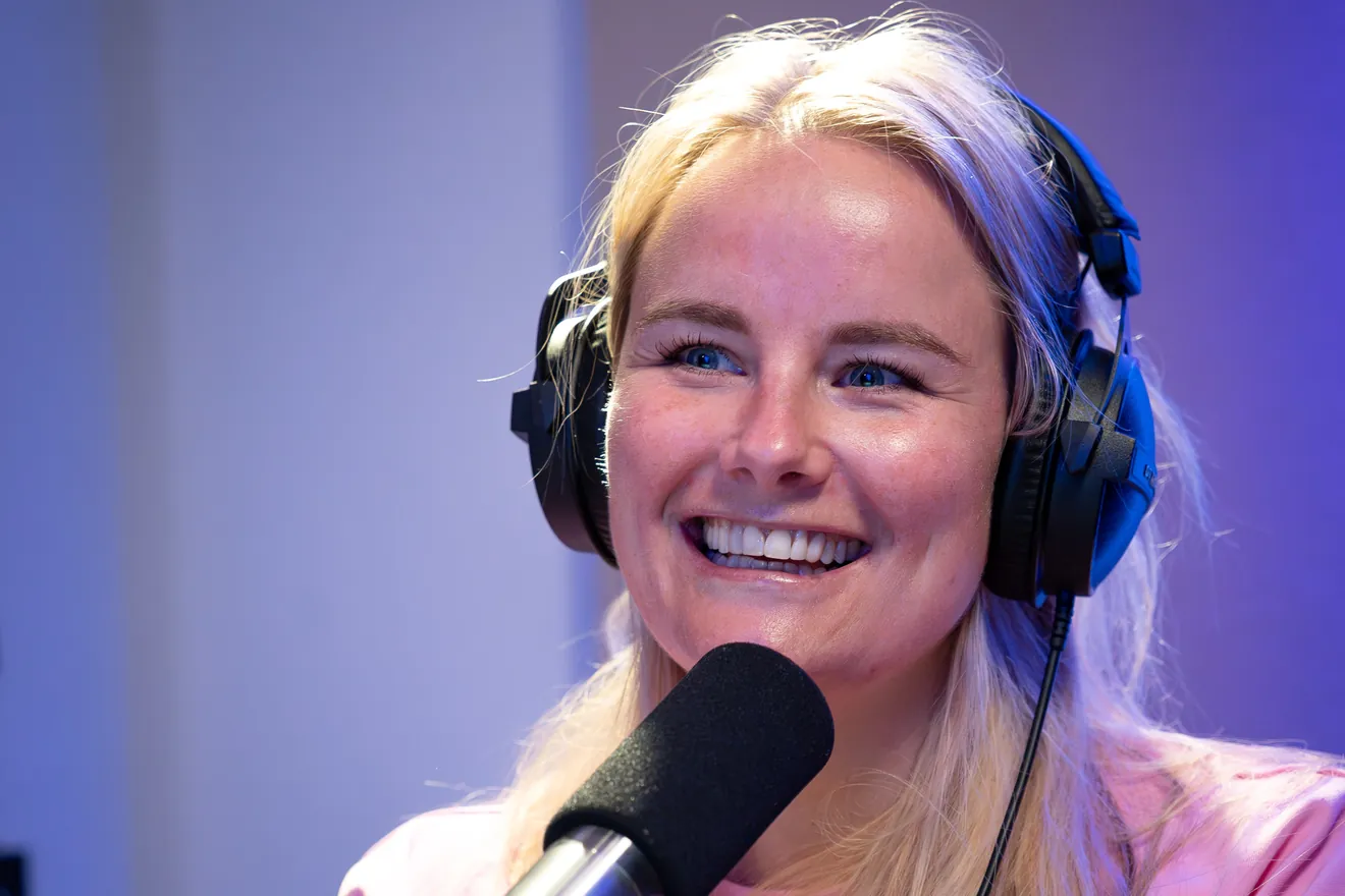 Zakelijke podcast opnemen in de studio van Portretmakers in Breda